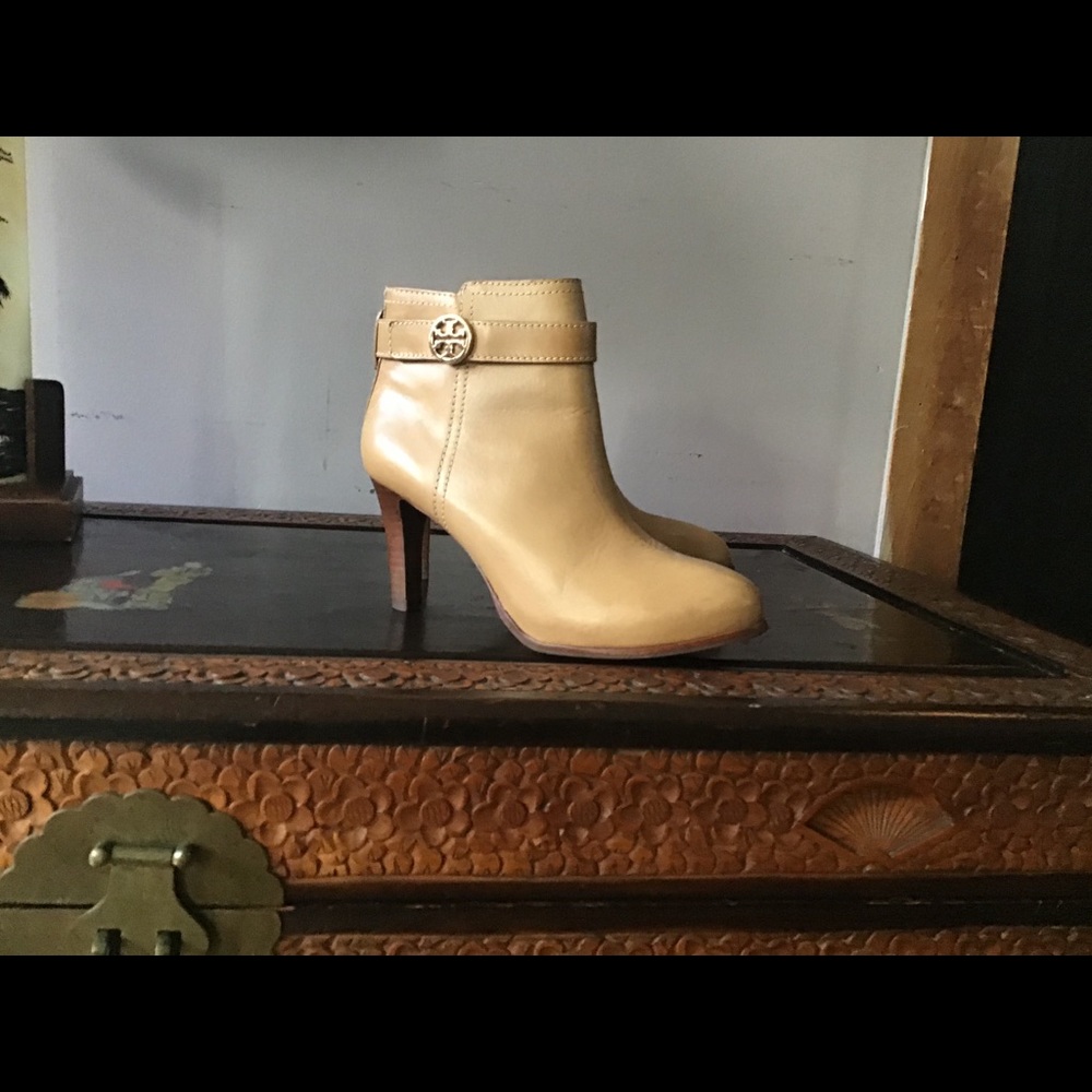TORI BURCH BOOTS